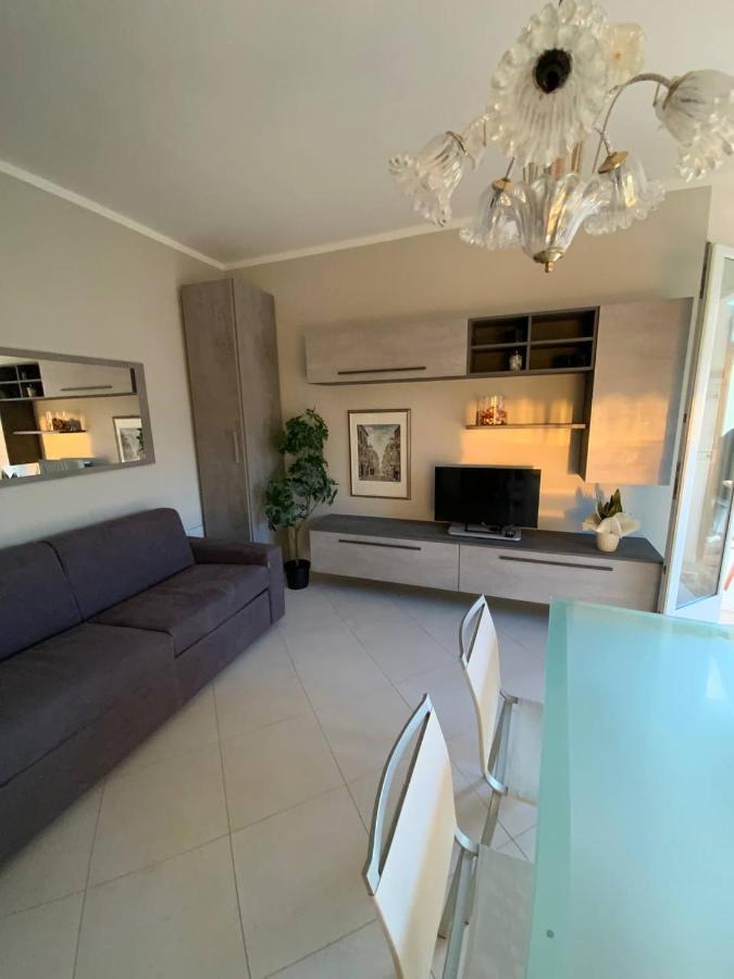 Elena Apartment - View Lake - Private Garage Bardolino Exteriér fotografie