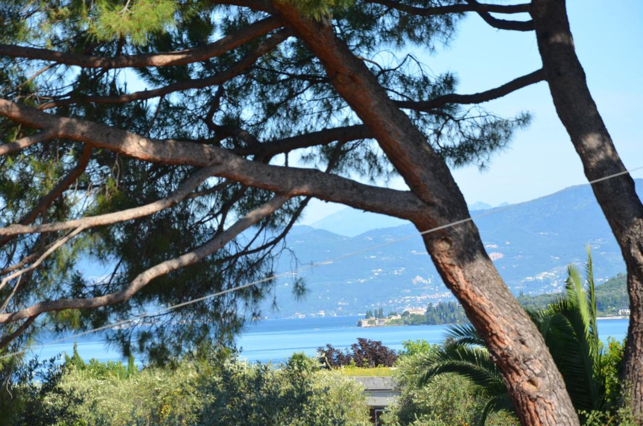 Elena Apartment - View Lake - Private Garage Bardolino Exteriér fotografie